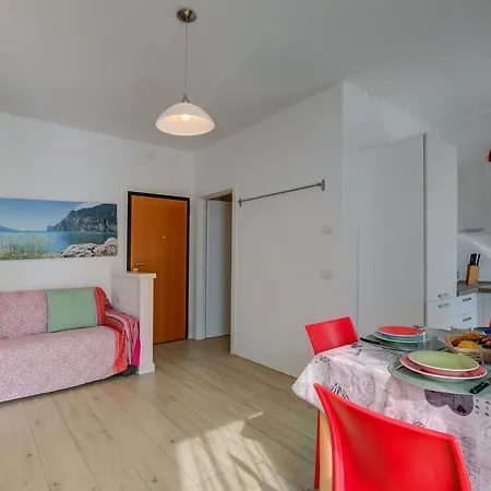 Casa Al Cor Apartments - Happy Rentals Torbole Sul Garda Exterior photo